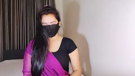 YourLovelyQueen stripchat stream image