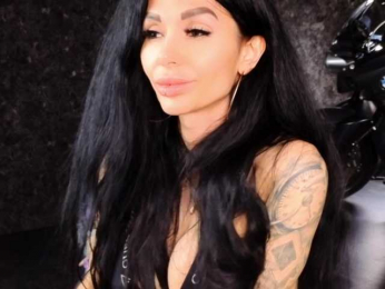 -BABAYAGA- bongacams stream image