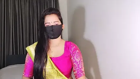 YourLovelyQueen stripchat stream image