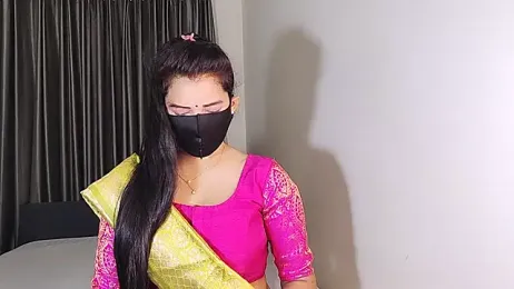 YourLovelyQueen stripchat stream image