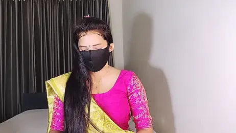 YourLovelyQueen stripchat stream image