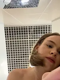 Street_young stripchat stream image
