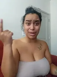 cinnaminnie stripchat stream image