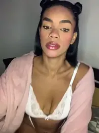 Cammgirlmii stripchat stream image