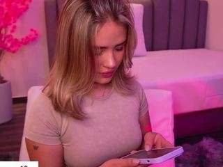 fernanda-c camsoda stream image