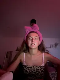 YoungLeo2006 stripchat stream image