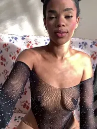 Cammgirlmii stripchat stream image