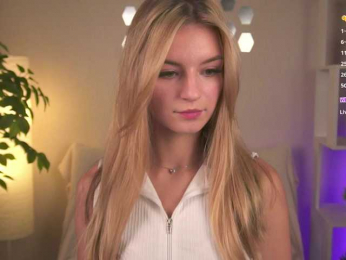 ilittleheart bongacams stream image