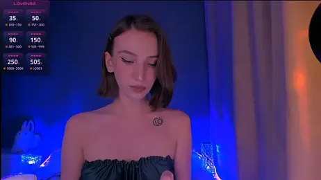 ellaamber stripchat stream image