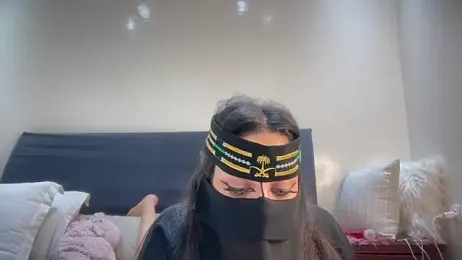 jyjyelamira stripchat stream image