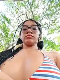 -VICKKY stripchat stream image