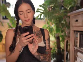 effylowell_ chaturbate stream image