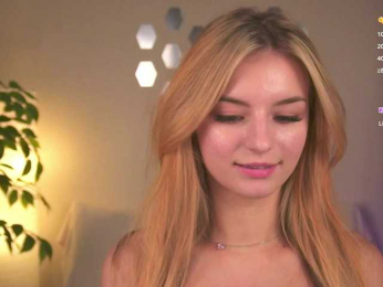 ilittleheart bongacams stream image