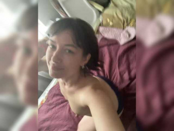 KatrinZeta bongacams stream image