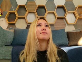 Azura Wave flirt4free stream image