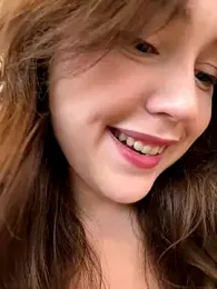 Peachy_Dream stripchat stream image