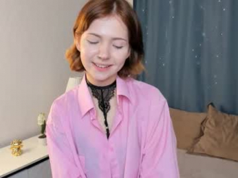 moirebaggs chaturbate stream image