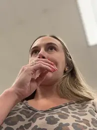 lunagirl13 stripchat stream image