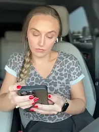 lunagirl13 stripchat stream image