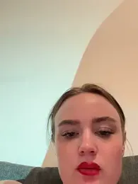 CherryEmmy stripchat stream image