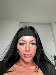 juicylucie stripchat stream image