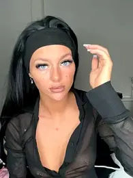 juicylucie stripchat stream image