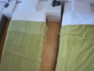 voyeurcam-julmodels-bed-5 camsoda stream image