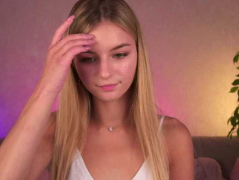 ilittleheart bongacams stream image