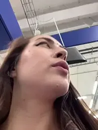 Holly_Play stripchat stream image