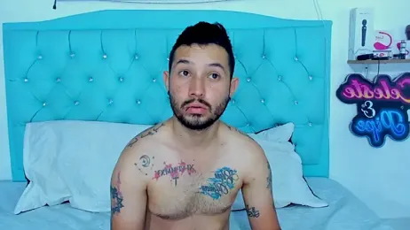 Bad_Couple_1 stripchat stream image