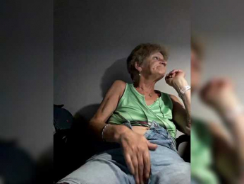 Reife-dame bongacams stream image