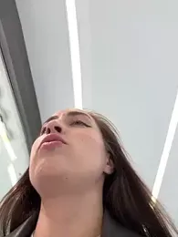 Holly_Play stripchat stream image