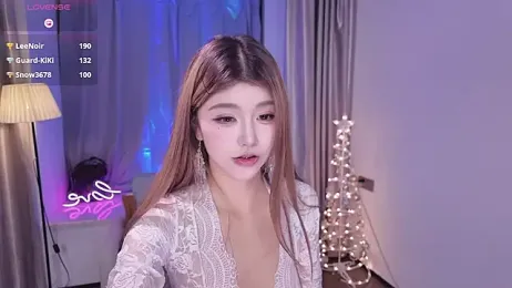 Kiki--2025 stripchat stream image