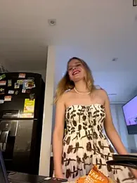 NicoleCut stripchat stream image