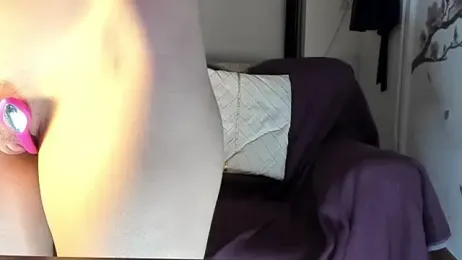 laurasommer stripchat stream image