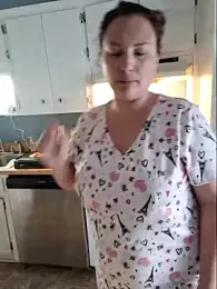 MilfyMrsRobinson stripchat stream image