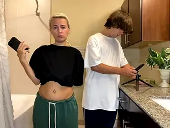 girlfriendmissy stripchat stream image