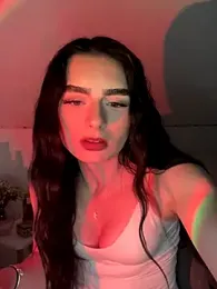 AdelinaAlia stripchat stream image