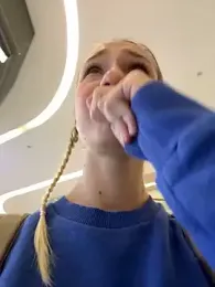 Lia__Love stripchat stream image