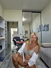 Monna stripchat stream image