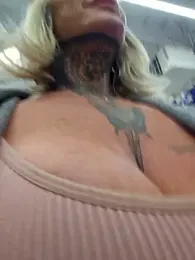 YourMommyBlair stripchat stream image