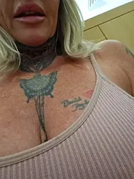 YourMommyBlair stripchat stream image