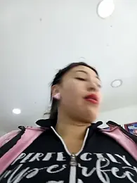 LIZ-06_ stripchat stream image