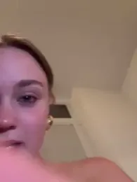 CherryEmmy stripchat stream image