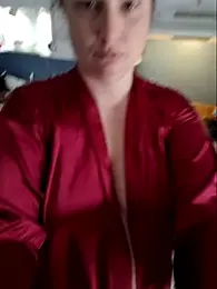 MilfyMrsRobinson stripchat stream image