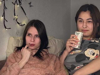 ZoyaVikki bongacams stream image