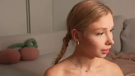 april_blush stripchat stream image