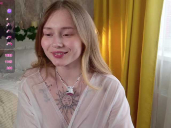 YoPixie bongacams stream image