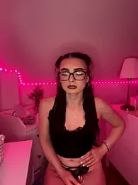 AdelinaAlia stripchat stream image