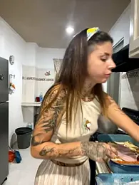 Izy_cute_ stripchat stream image